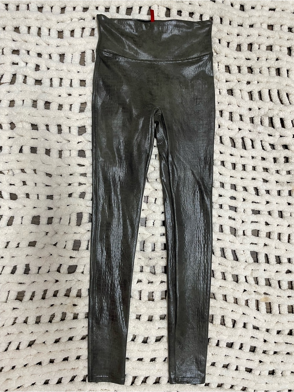 SPANX Shiny Faux Leather croc leggings High-Waist embossed texture Small Sara Bl